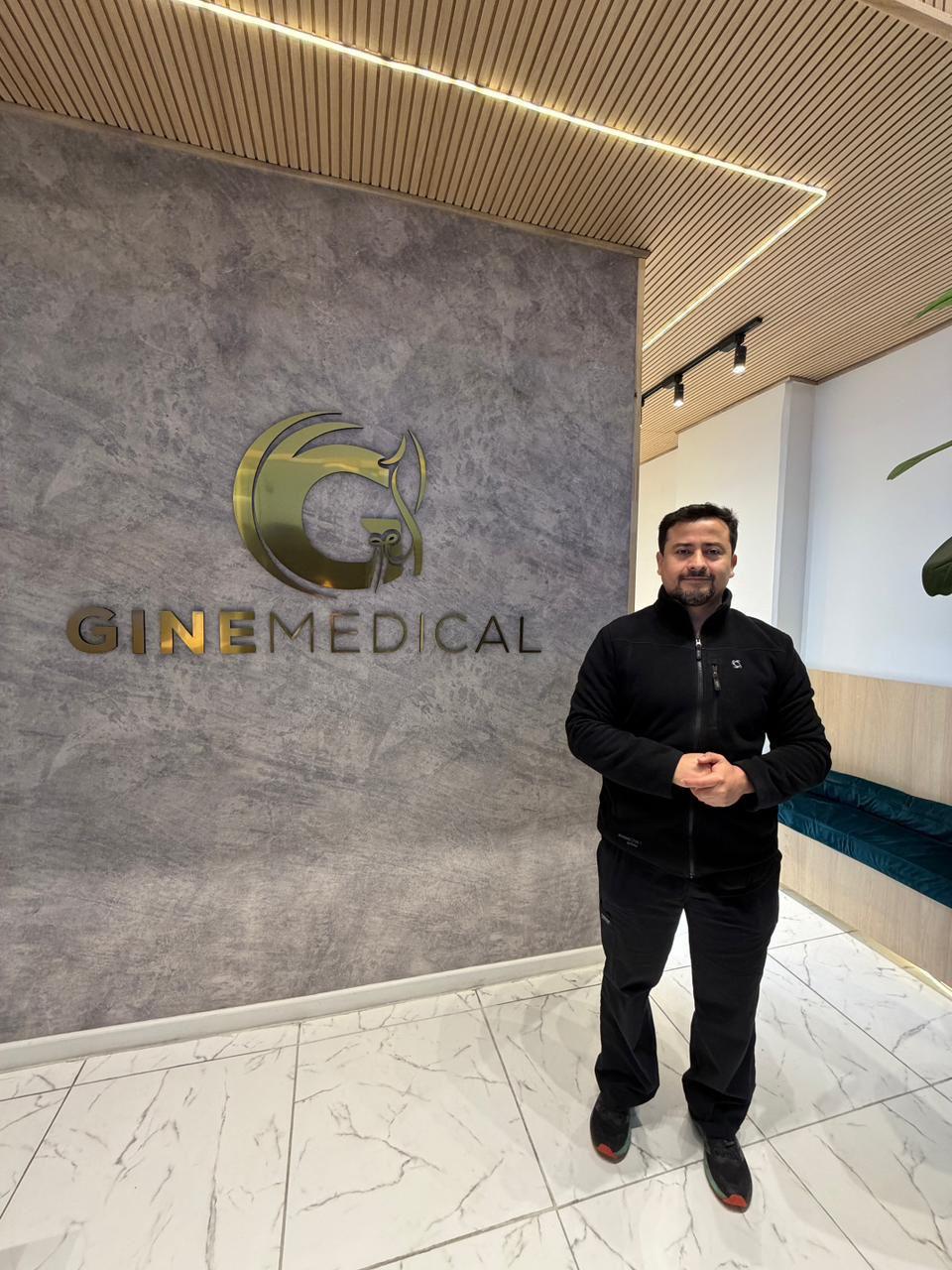 Marcos Flores, Matrón Ecografista en GineMedical